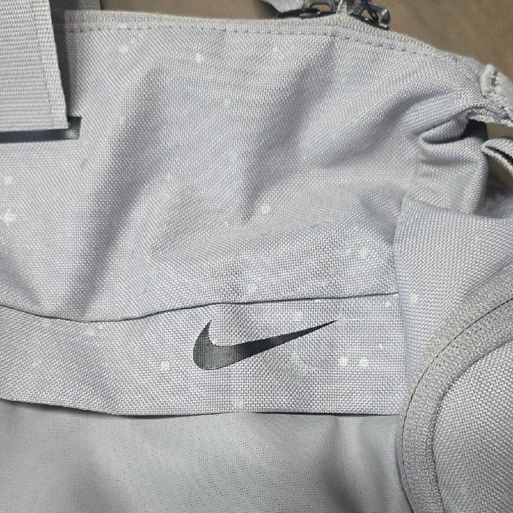 Nike Women's Light Gray Travel Bag - Picture 2 of 5